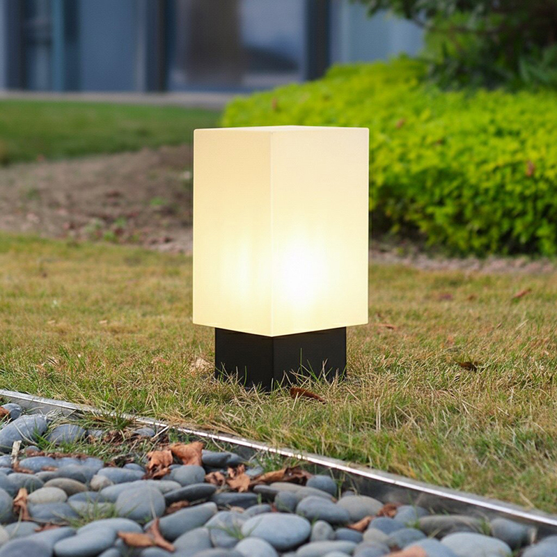 Luminous floor lamp courtyard  - огляд і ціна Solar Garden Light